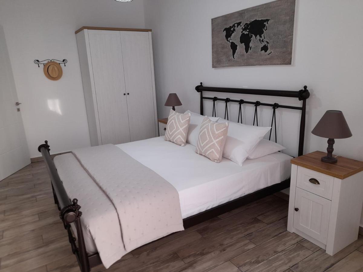 Apartamento Alisachni Kini Exterior foto