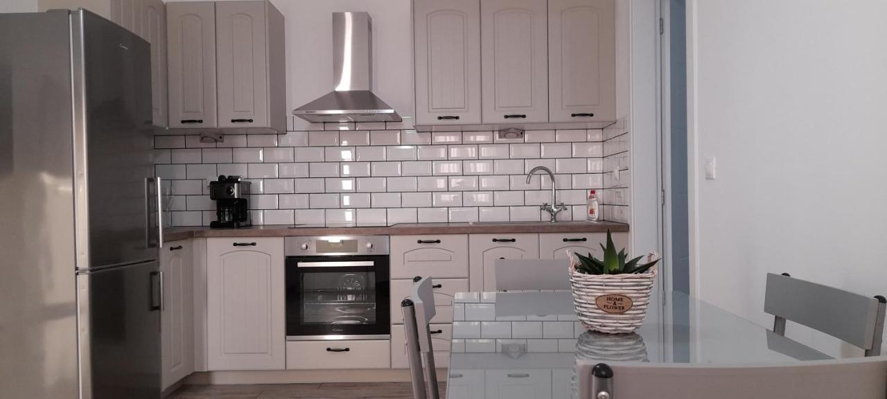 Apartamento Alisachni Kini Exterior foto