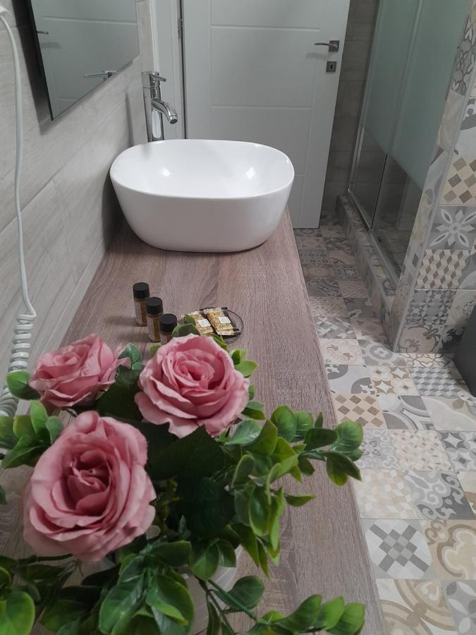 Apartamento Alisachni Kini Exterior foto