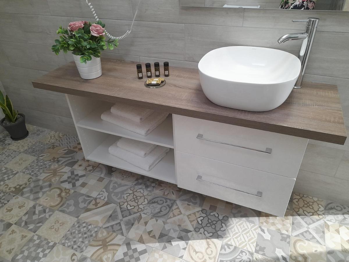 Apartamento Alisachni Kini Exterior foto